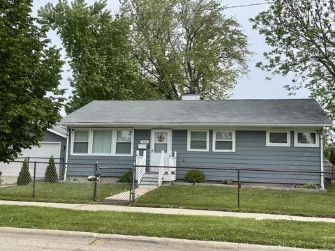 1400 Westmoreland Ave, Waukegan, IL 60085
