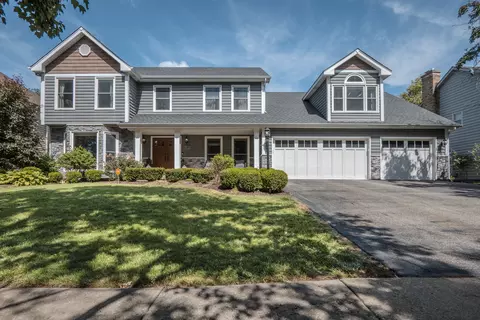 913 Turnbridge Cir, Naperville, IL 60540