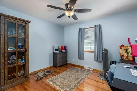 Bedroom - 35 Burr Oak Dr, Lostant, IL 61334 photo 3 of 3