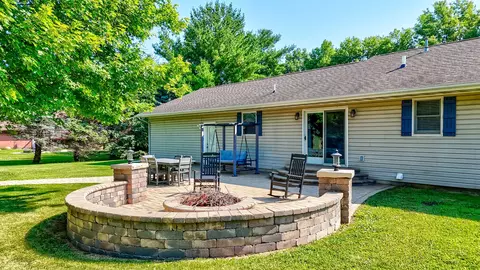 Exterior - 35 Burr Oak Dr, Lostant, IL 61334 photo 5 of 9
