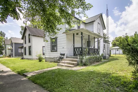 335 S Wabash Ave, Bradley, IL 60915