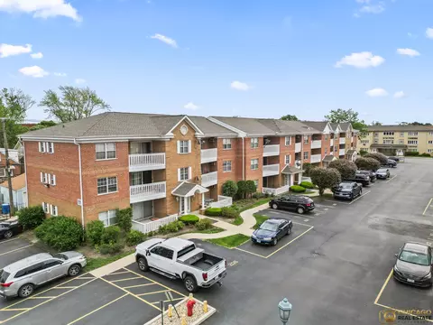 6561 W School Ave #305C, Chicago, IL 60634