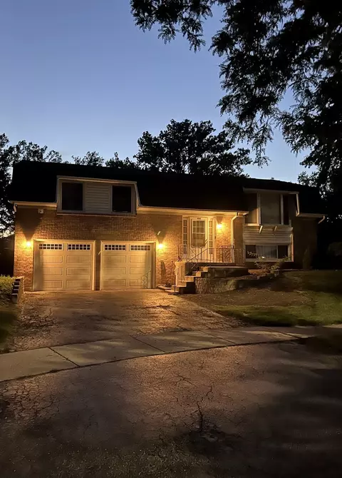 Exterior - 446 Alcester Ct, Bolingbrook, IL 60440 photo 8 of 8