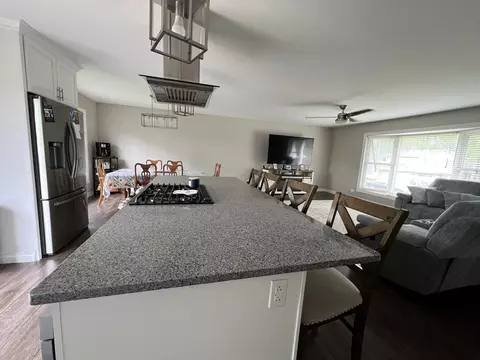 Kitchen - 446 Alcester Ct, Bolingbrook, IL 60440 photo 2 of 4
