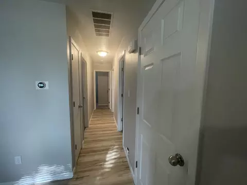 Entry Way - 522 N 3rd Ave, Chenoa, IL 61726 photo 1 of 3