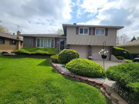 17227 70th Ave, Tinley Park, IL 60477
