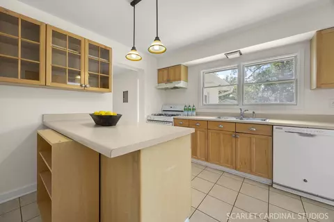 Kitchen - 532 E Hawthorne Blvd, Wheaton, IL 60187 photo 3 of 3