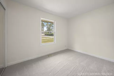 Bedroom - 532 E Hawthorne Blvd, Wheaton, IL 60187 photo 4 of 4