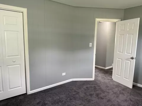 Bedroom - 2352 W 157th Pl, Markham, IL 60426 photo 5 of 5