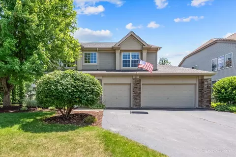 2636 Bainbridge Blvd, West Chicago, IL 60185