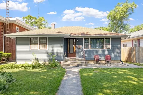 517 N William St, Joliet, IL 60435