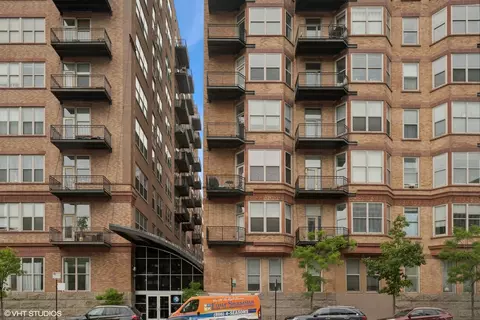 500 S Clinton St #517, Chicago, IL 60607