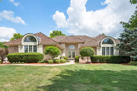 17 Ruffled Feathers Dr, Lemont, IL 60439