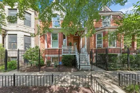 1903 N Oakley Ave, Chicago, IL 60647