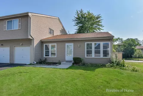 240 Algonquin Ct #A, Bolingbrook, IL 60440