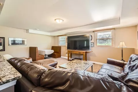Other - 905 Harrison Ln, Hoffman Estates, IL 60192 photo 2 of 4