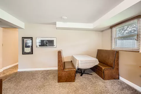 Dining - 905 Harrison Ln, Hoffman Estates, IL 60192 photo 3 of 3