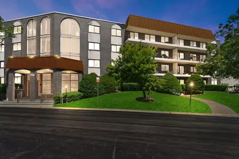 4900 Foster St #410, Skokie, IL 60077
