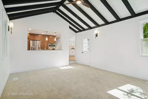 Living - 4615 Gettysburg Dr, Rolling Meadows, IL 60008 photo 4 of 4