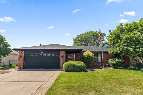 7637 Sequoia Ct, Orland Park, IL 60462