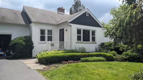 903 S Madison St, Hinsdale, IL 60521