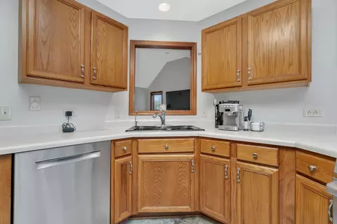 Kitchen - 5209 Meadowbrook St, Plainfield, IL 60586 photo 2 of 5