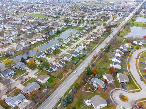View/Area - 5209 Meadowbrook St, Plainfield, IL 60586 photo 5 of 5