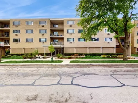 425 Home Ave #3H, Oak Park, IL 60302