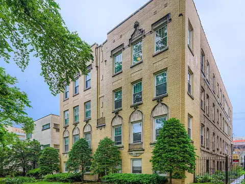 814 Dobson St #3W, Evanston, IL 60202