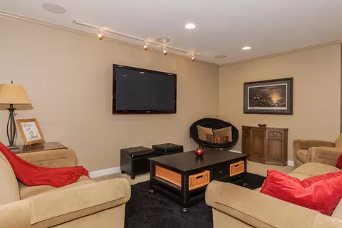 Living - 605 Ironwood Cc Dr, Normal, IL 61761 photo 7 of 7