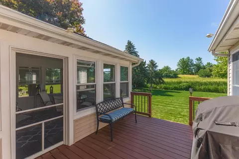 Exterior - 605 Ironwood Cc Dr, Normal, IL 61761 photo 5 of 6