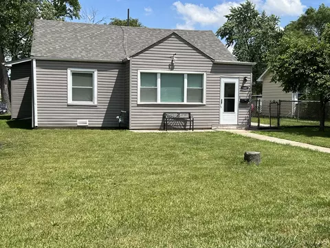 2057 Emerson Ave, Melrose Park, IL 60164