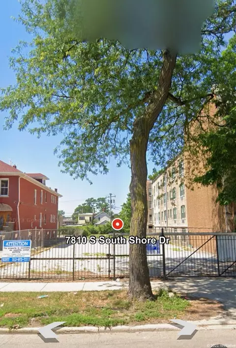 7810 S South Shore Dr, Chicago, IL 60649