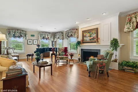 Living - 2 Hickory Ln, Barrington, IL 60010 photo 1 of 4