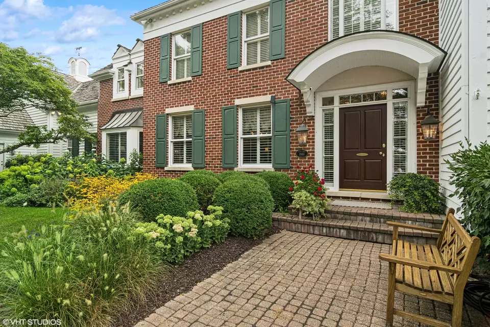 Other - 2 Hickory Ln, Barrington, IL 60010 photo 1 of 5