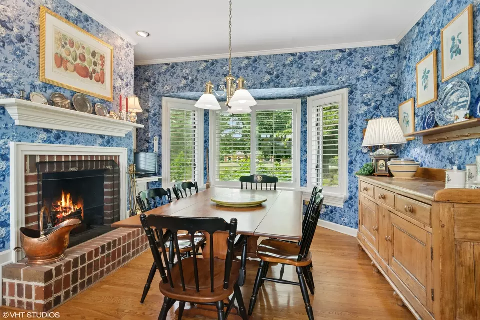 Dining - 2 Hickory Ln, Barrington, IL 60010 photo 1 of 2