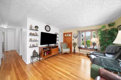 14848 Keystone Ave, Midlothian, IL 60445 photo 4