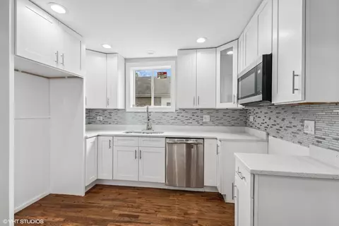 Kitchen - 629 E 87th Pl, Chicago, IL 60619 photo 1 of 2