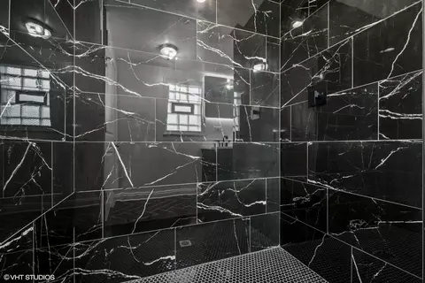 Bath - 629 E 87th Pl, Chicago, IL 60619 photo 2 of 5