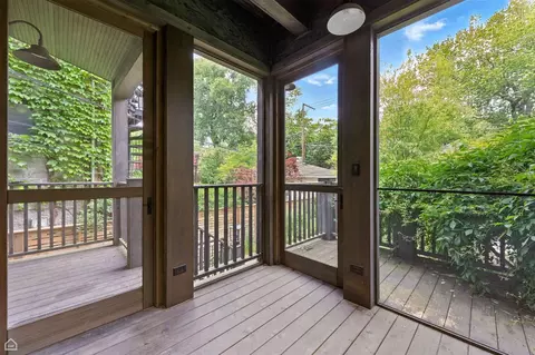 Exterior - 1344 E Madison Park Ave, Chicago, IL 60615 photo 3 of 4