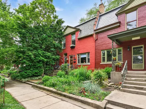 11336 S Saint Lawrence Ave, Chicago, IL 60628