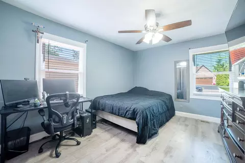 Bedroom - 712 Mchenry Ave, Mchenry, IL 60050 photo 3 of 3