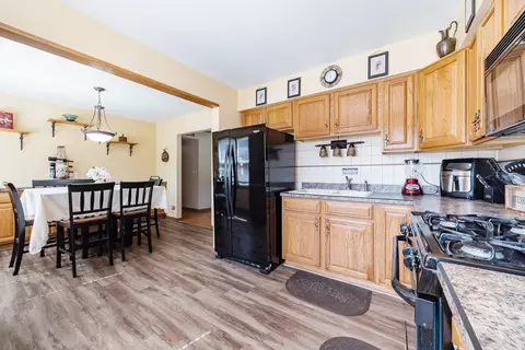 Kitchen - 712 Mchenry Ave, Mchenry, IL 60050 photo 2 of 2