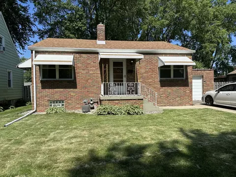 265 S Forest Ave, Bradley, IL 60915