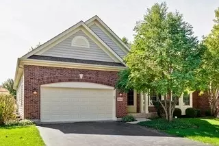 3942 Honeymoon Rdg, Lake In The Hills, IL 60156