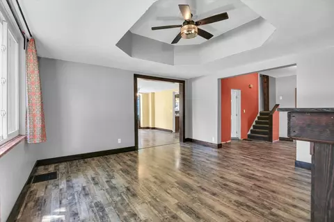 403 E Cooke St, Mount Pulaski, IL 62548 photo 9