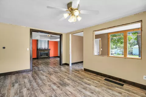 403 E Cooke St, Mount Pulaski, IL 62548 photo 13