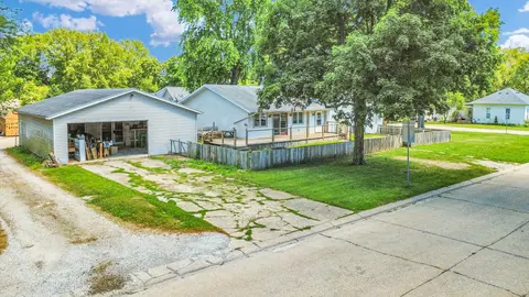 403 E Cooke St, Mount Pulaski, IL 62548 photo 51
