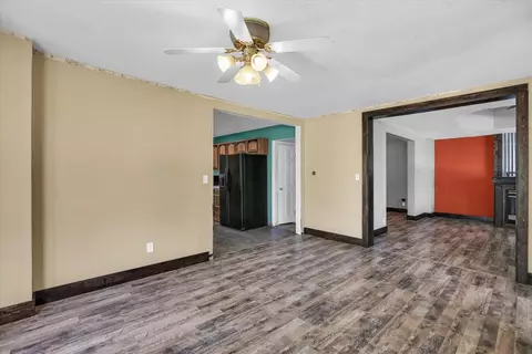 403 E Cooke St, Mount Pulaski, IL 62548 photo 14