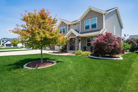 1814 Loblolly Dr, Normal, IL 61761 photo 2